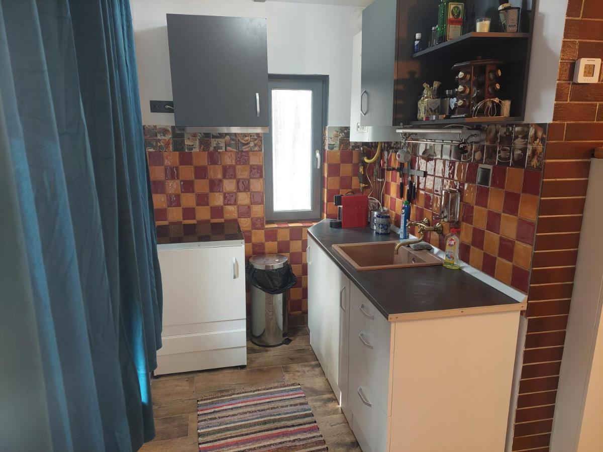 Morrison Apartments Миеркуря Чук Екстериор снимка