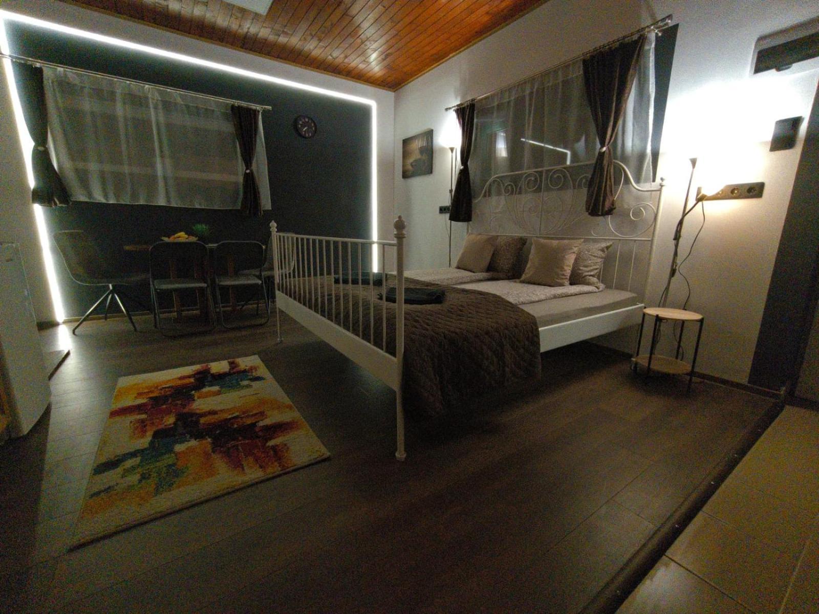 Morrison Apartments Миеркуря Чук Екстериор снимка