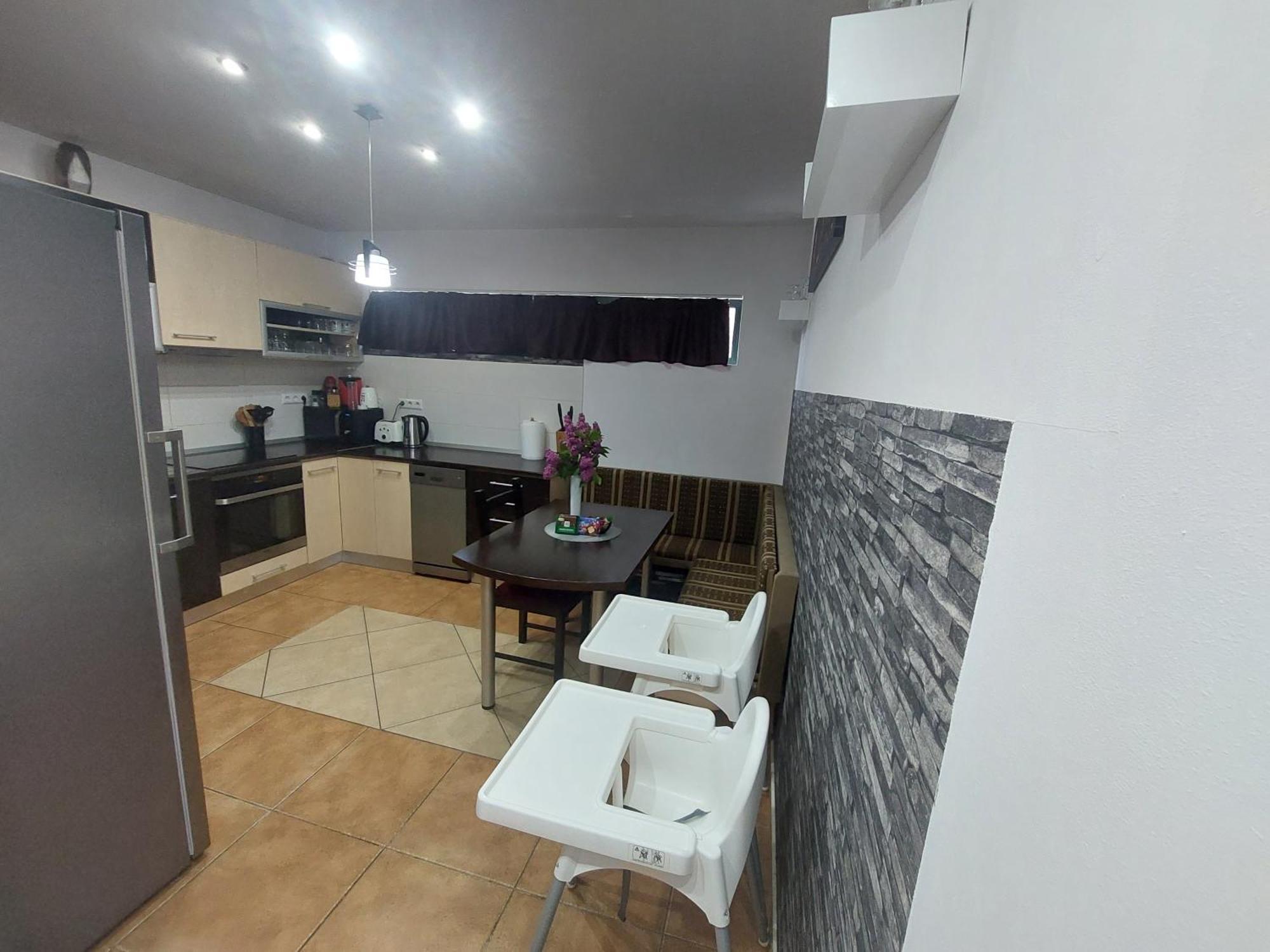 Morrison Apartments Миеркуря Чук Екстериор снимка